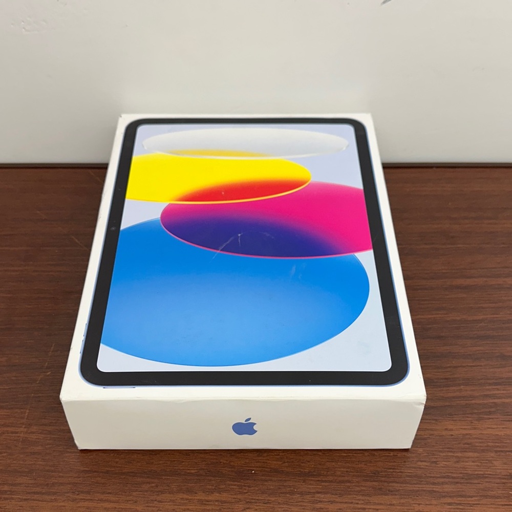 Apple iPad - White Gift Box Only